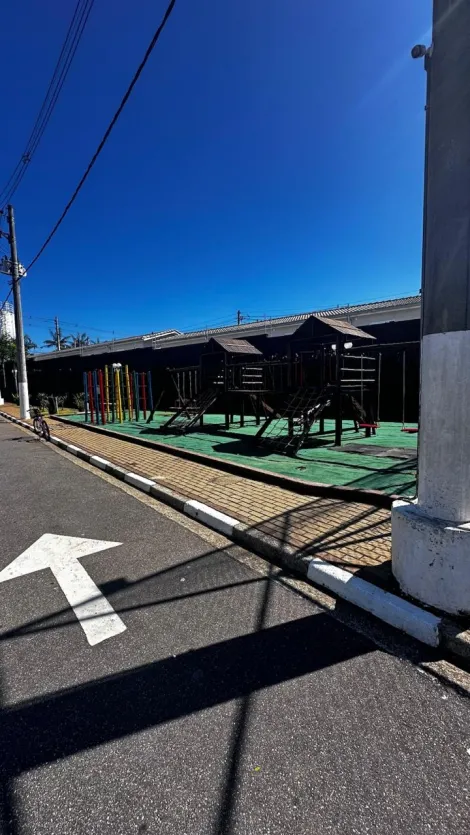 Alugar Casas / Condom&iacute;nio em Suzano R$ 1.500,00 - Foto 16