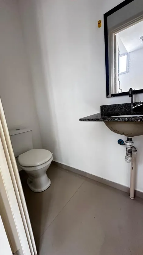 Alugar Casas / Condom&iacute;nio em Suzano R$ 1.500,00 - Foto 21