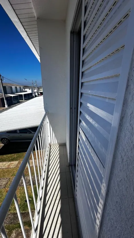 Alugar Casas / Condom&iacute;nio em Suzano R$ 1.500,00 - Foto 22