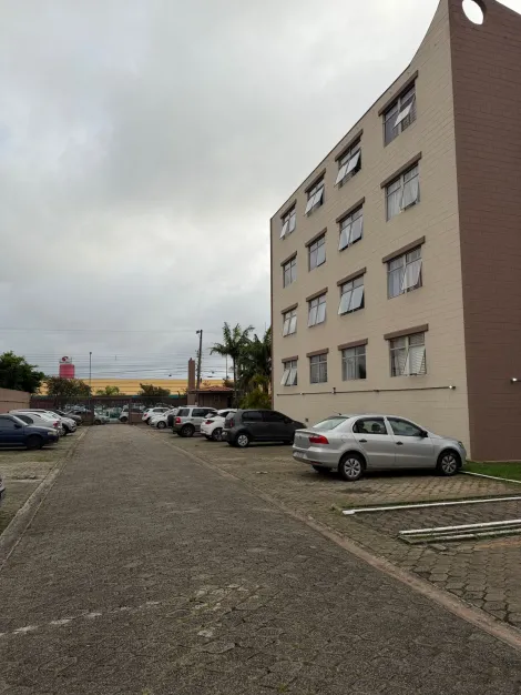 Comprar Apartamentos / Padr&atilde;o em Suzano R$ 425.000,00 - Foto 2