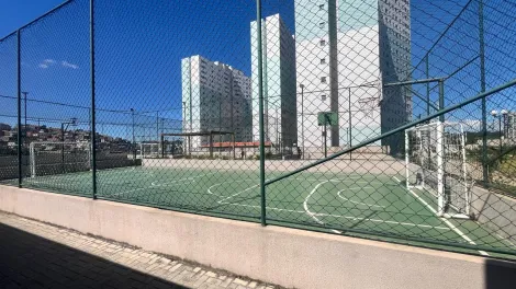 Alugar Apartamentos / Padr&atilde;o em Ferraz de Vasconcelos R$ 1.900,00 - Foto 3
