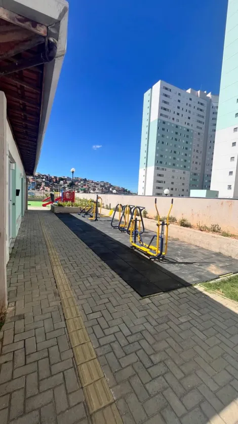 Alugar Apartamentos / Padr&atilde;o em Ferraz de Vasconcelos R$ 1.900,00 - Foto 6