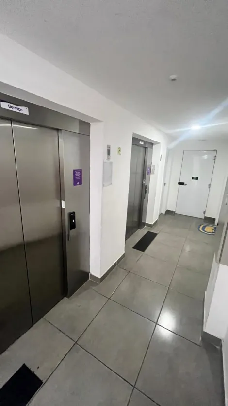 Alugar Apartamentos / Padr&atilde;o em Ferraz de Vasconcelos R$ 1.900,00 - Foto 13