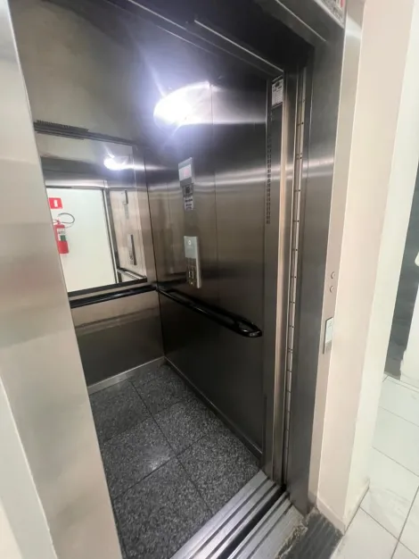 Comprar Apartamentos / Padr&atilde;o em Suzano R$ 255.000,00 - Foto 7