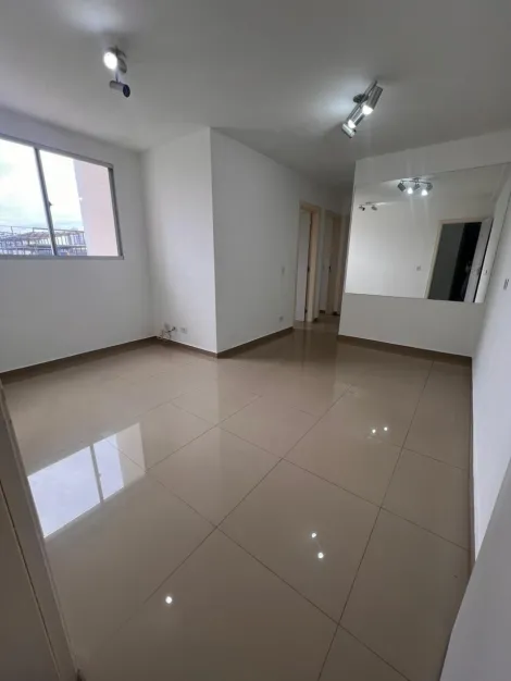Comprar Apartamentos / Padr&atilde;o em Suzano R$ 255.000,00 - Foto 2