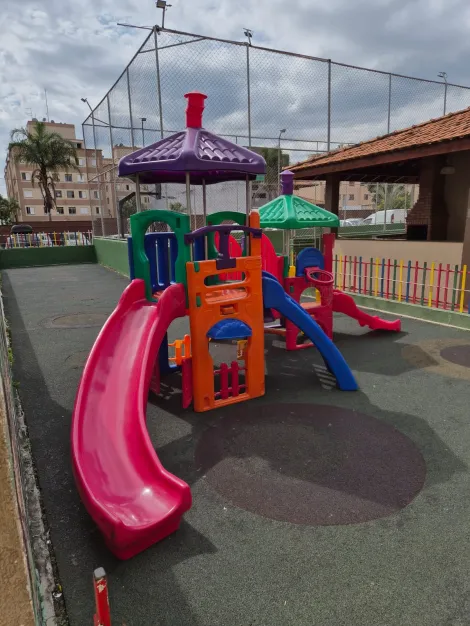 Comprar Apartamentos / Padr&atilde;o em Suzano R$ 205.000,00 - Foto 20