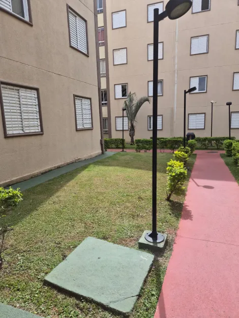 Comprar Apartamentos / Padr&atilde;o em Suzano R$ 205.000,00 - Foto 17