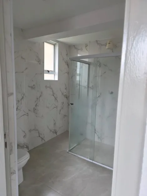Comprar Apartamentos / Padr&atilde;o em Suzano R$ 205.000,00 - Foto 3