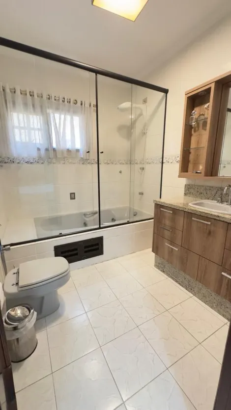 Alugar Casas / Sobrado em Suzano R$ 6.000,00 - Foto 4