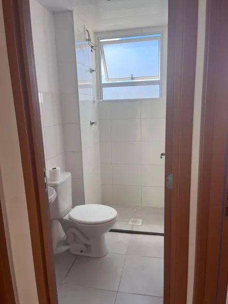 Comprar Apartamentos / Padr&atilde;o em Suzano R$ 215.000,00 - Foto 7