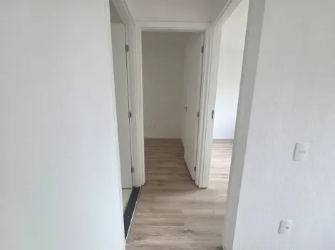 Comprar Apartamentos / Padr&atilde;o em Suzano R$ 204.900,00 - Foto 2
