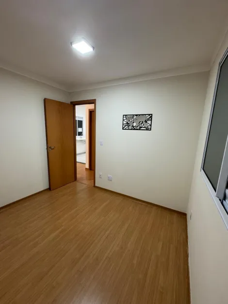 Comprar Apartamentos / Padr&atilde;o em Itaquaquecetuba R$ 185.000,00 - Foto 9