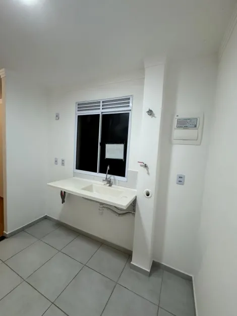 Comprar Apartamentos / Padr&atilde;o em Itaquaquecetuba R$ 185.000,00 - Foto 11