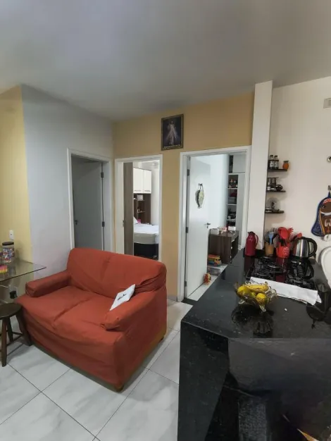 Alugar Apartamentos / Padr&atilde;o em Mogi das Cruzes R$ 1.750,00 - Foto 3