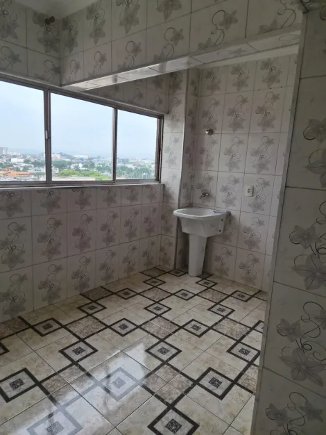 Alugar Apartamentos / Padr&atilde;o em Suzano R$ 1.681,00 - Foto 15