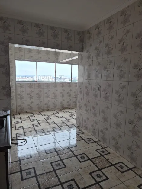 Alugar Apartamentos / Padr&atilde;o em Suzano R$ 1.681,00 - Foto 5