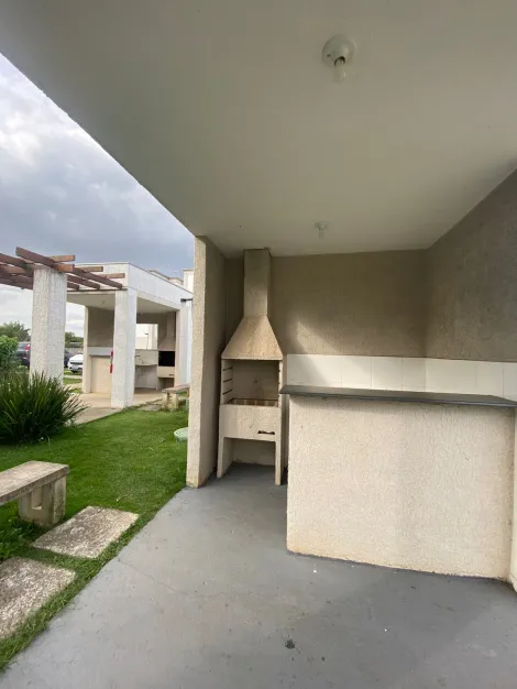 Alugar Apartamentos / Padr&atilde;o em Suzano R$ 1.000,00 - Foto 8