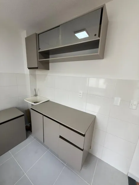 Comprar Apartamentos / Padr&atilde;o em Suzano R$ 205.000,00 - Foto 9