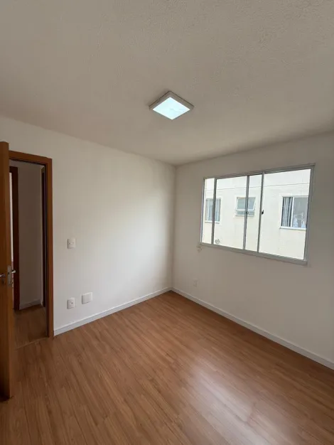 Comprar Apartamentos / Padr&atilde;o em Suzano R$ 205.000,00 - Foto 13