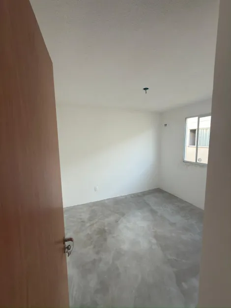 Comprar Apartamentos / Padr&atilde;o em Suzano R$ 195.000,00 - Foto 6