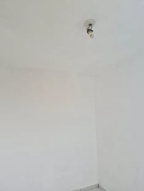 Alugar Apartamentos / Padr&atilde;o em Suzano R$ 900,00 - Foto 6