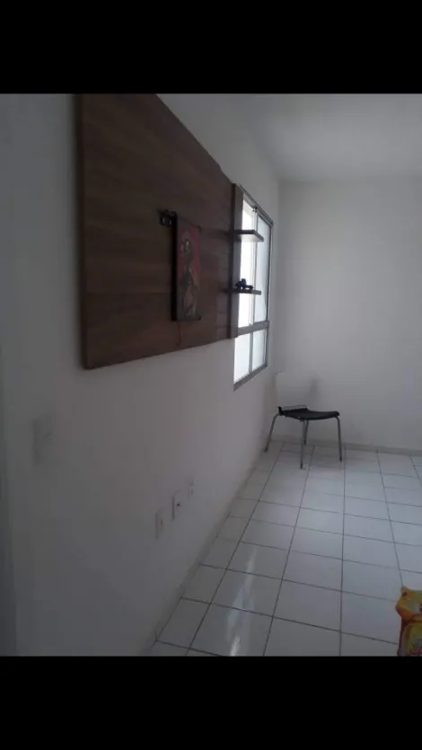 Comprar Apartamentos / Padr&atilde;o em Suzano R$ 180.000,00 - Foto 6