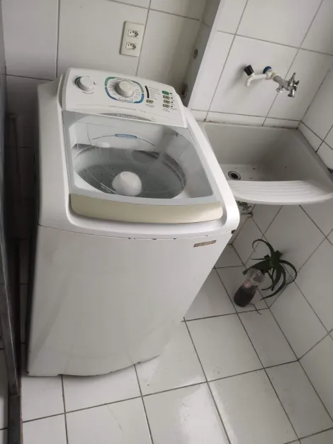 Comprar Apartamentos / Padr&atilde;o em Suzano R$ 180.000,00 - Foto 9
