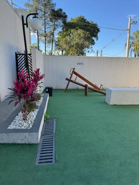 Comprar Apartamentos / Padr&atilde;o em Suzano R$ 250.000,00 - Foto 4