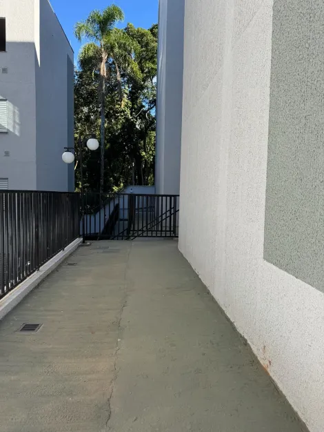 Comprar Apartamentos / Padr&atilde;o em Suzano R$ 250.000,00 - Foto 9