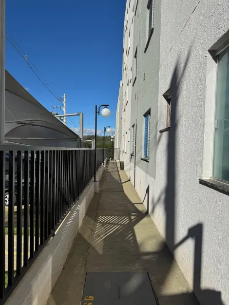 Comprar Apartamentos / Padr&atilde;o em Suzano R$ 250.000,00 - Foto 10