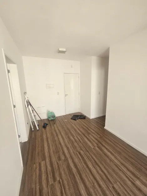 Alugar Apartamentos / Padr&atilde;o em Suzano R$ 1.700,00 - Foto 14