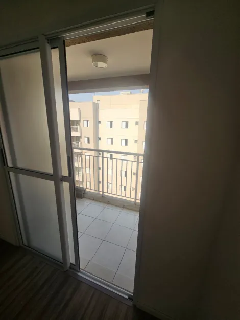 Alugar Apartamentos / Padr&atilde;o em Suzano R$ 1.700,00 - Foto 5