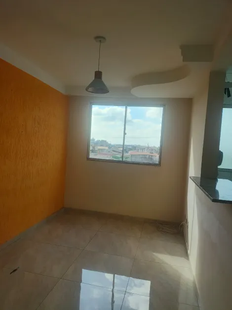 Alugar Apartamentos / Padr&atilde;o em Suzano R$ 1.100,00 - Foto 2