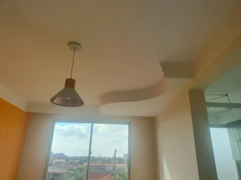 Alugar Apartamentos / Padr&atilde;o em Suzano R$ 1.100,00 - Foto 3
