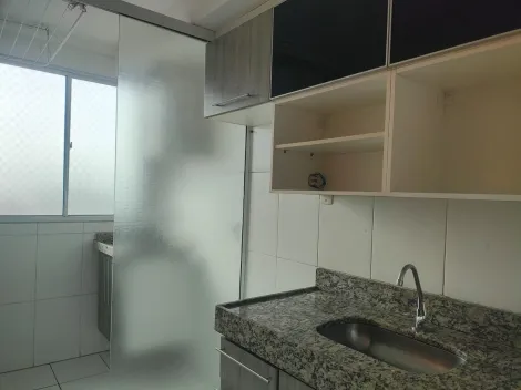 Alugar Apartamentos / Padr&atilde;o em Suzano R$ 1.100,00 - Foto 6