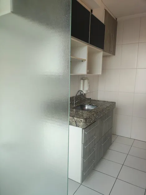 Alugar Apartamentos / Padr&atilde;o em Suzano R$ 1.100,00 - Foto 8