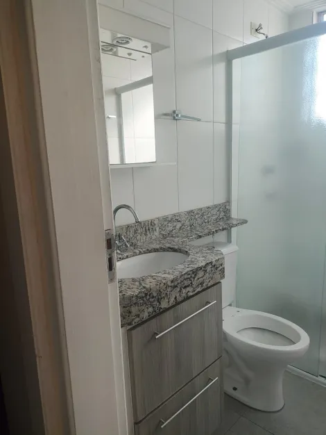 Alugar Apartamentos / Padr&atilde;o em Suzano R$ 1.100,00 - Foto 14