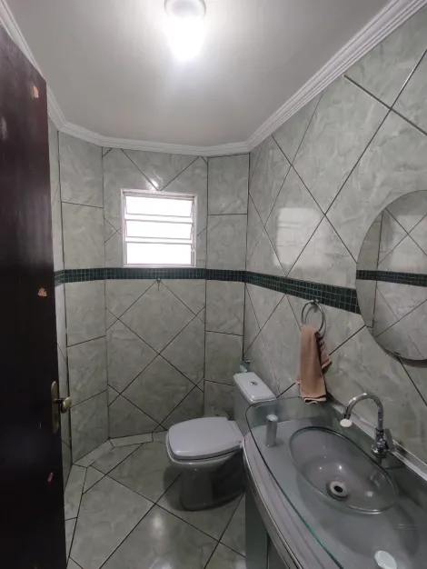 Alugar Casas / Sobrado em Suzano R$ 2.500,00 - Foto 18