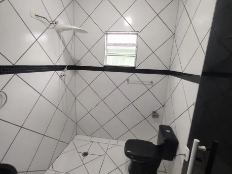 Alugar Casas / Sobrado em Suzano R$ 2.500,00 - Foto 36