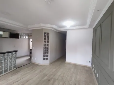 Alugar Casas / Condom&iacute;nio em Suzano R$ 2.000,00 - Foto 2
