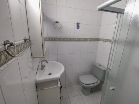Alugar Casas / Condom&iacute;nio em Suzano R$ 2.000,00 - Foto 4