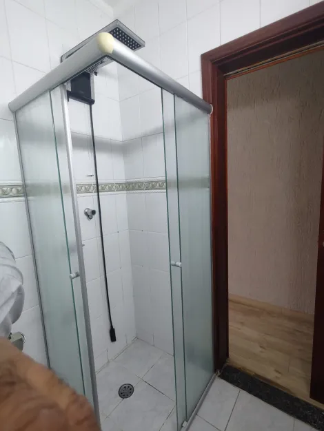 Alugar Casas / Condom&iacute;nio em Suzano R$ 2.000,00 - Foto 5