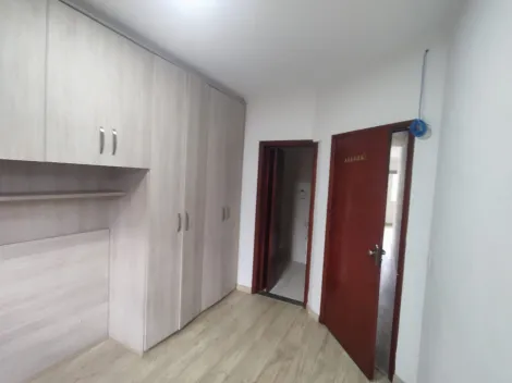 Alugar Casas / Condom&iacute;nio em Suzano R$ 2.000,00 - Foto 8