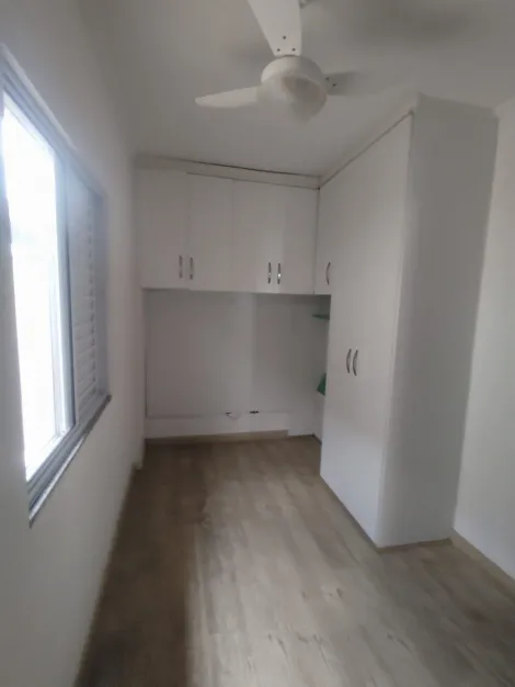 Alugar Casas / Condom&iacute;nio em Suzano R$ 2.000,00 - Foto 13