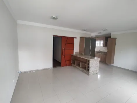 Alugar Casas / Condom&iacute;nio em Suzano R$ 2.000,00 - Foto 2