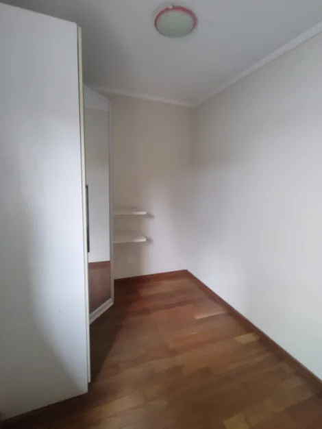 Alugar Casas / Condom&iacute;nio em Suzano R$ 2.000,00 - Foto 12