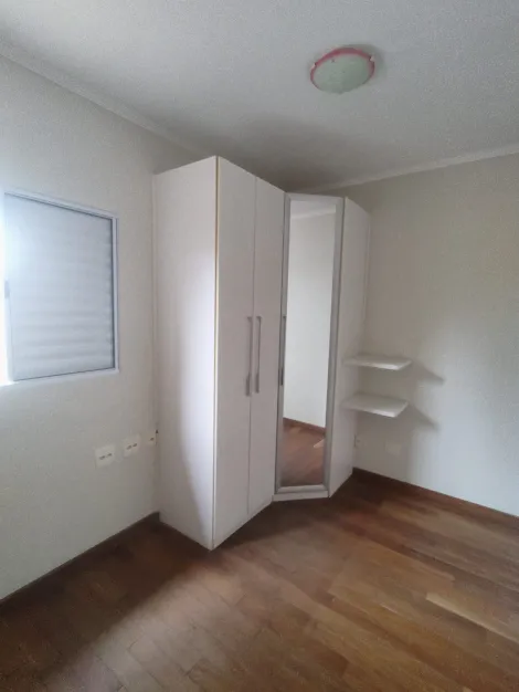 Alugar Casas / Condom&iacute;nio em Suzano R$ 2.000,00 - Foto 13