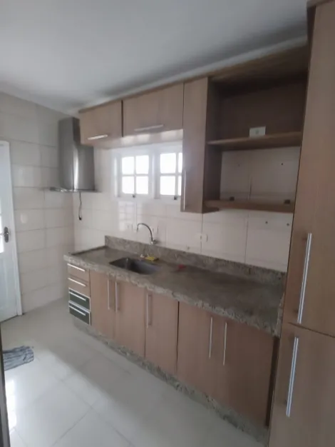 Alugar Casas / Condom&iacute;nio em Suzano R$ 2.000,00 - Foto 39