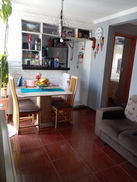 Comprar Apartamentos / Padr&atilde;o em Suzano R$ 250.000,00 - Foto 8
