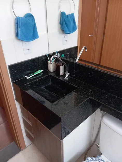 Comprar Apartamentos / Padr&atilde;o em Suzano R$ 250.000,00 - Foto 14